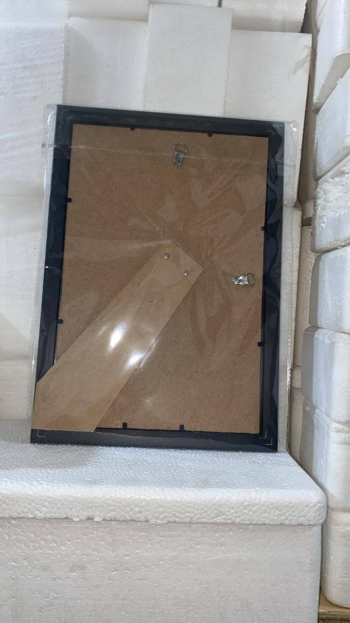 Photo frames 18