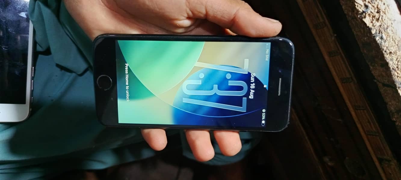 Apple iPhone SE 1