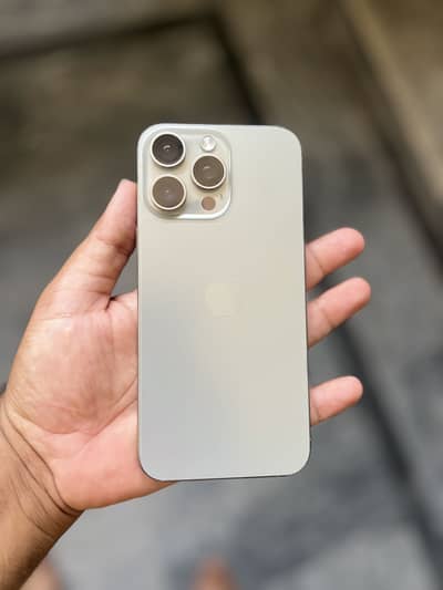 Apple iPhone 15 Pro Max