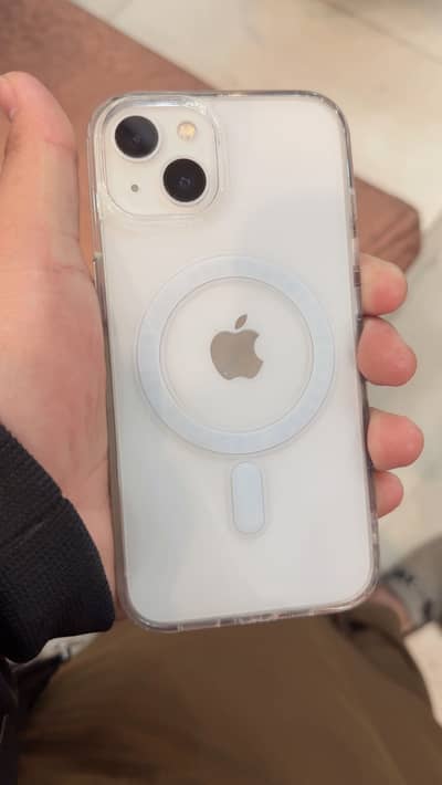 Apple iPhone 13