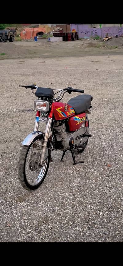 United 125