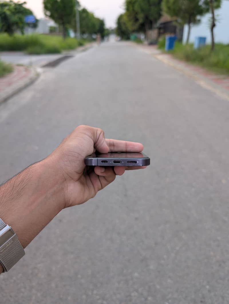 IPhone 14 Pro 2