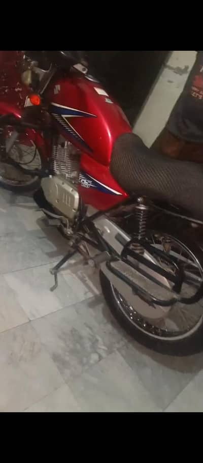 suzuki gs 150cc phone num 03218872771