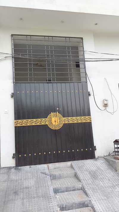 UPPER Portion Available for RENT - 2 ROOMS with attached washroom