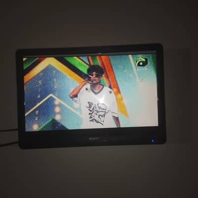 22 inch ki LED ha price 8000