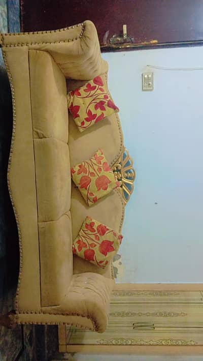 Sofa set for sale urgent
