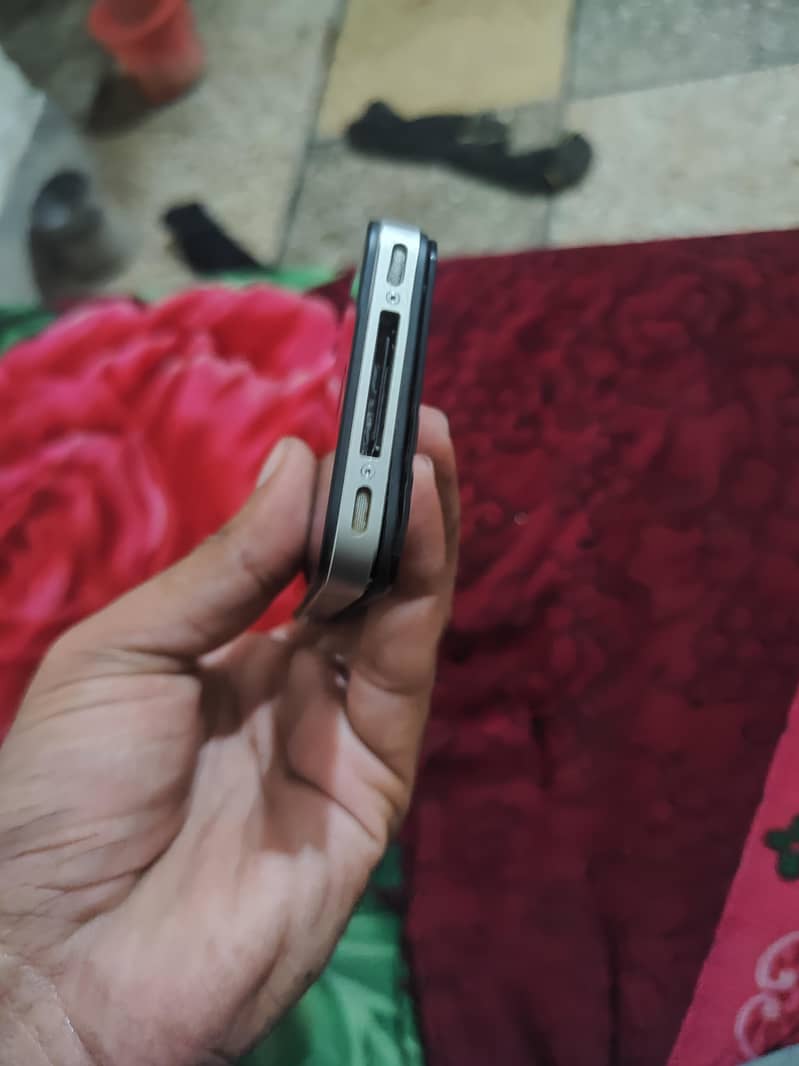 Apple iPhone Other Model 4