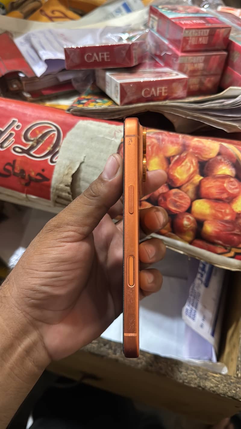 Apple iPhone 17 Pro 2