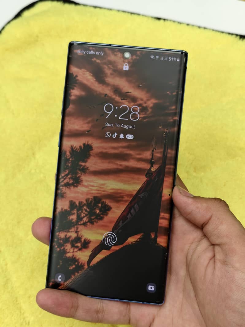 Samsung Mobile Note 10 Plus 2