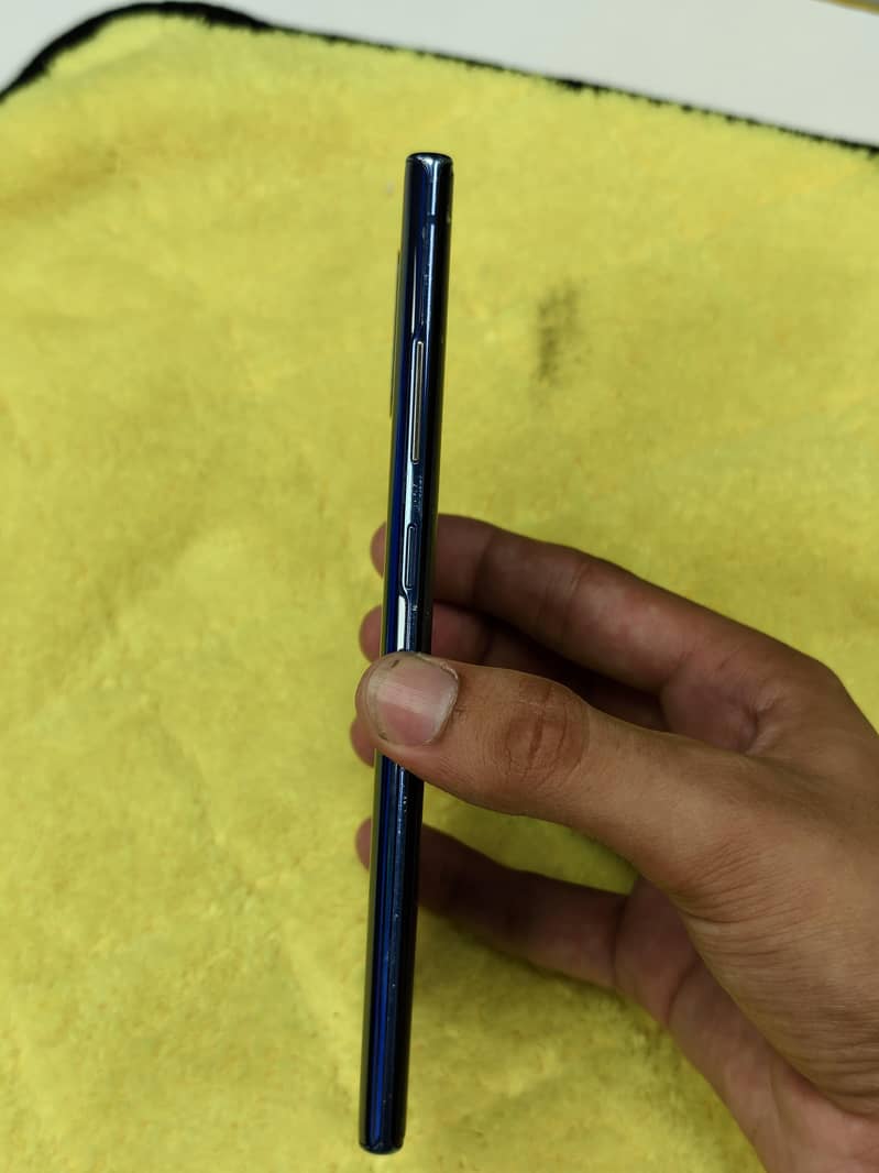 Samsung Mobile Note 10 Plus 6