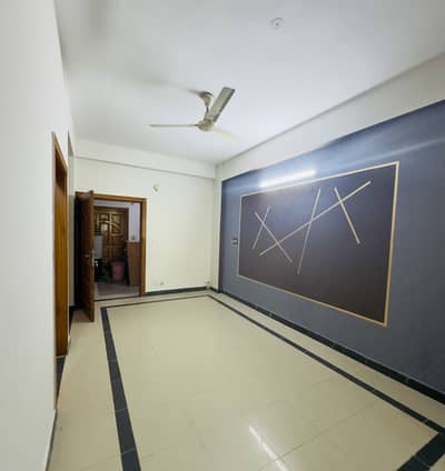 3 Bed Flat For Sale In Main Markaz D17/2 Islamabad