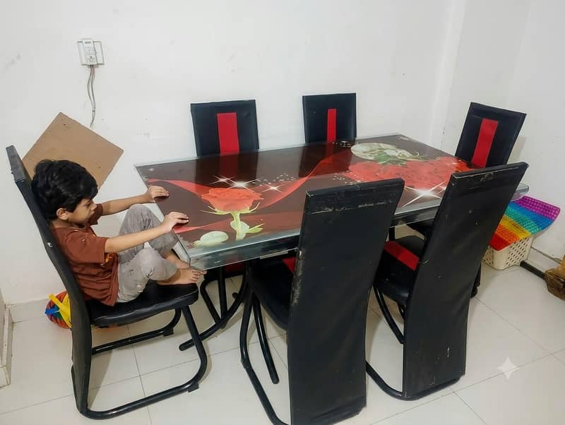 Dining table 4