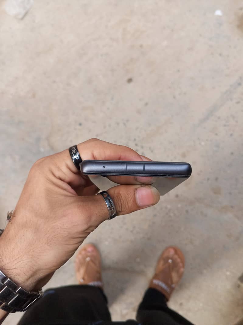 Google Pixel 7a 4