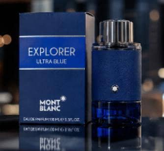 Montblanc Explorer Ultra Blue Eau de Parfum, 100 ml (3.3 fl oz).