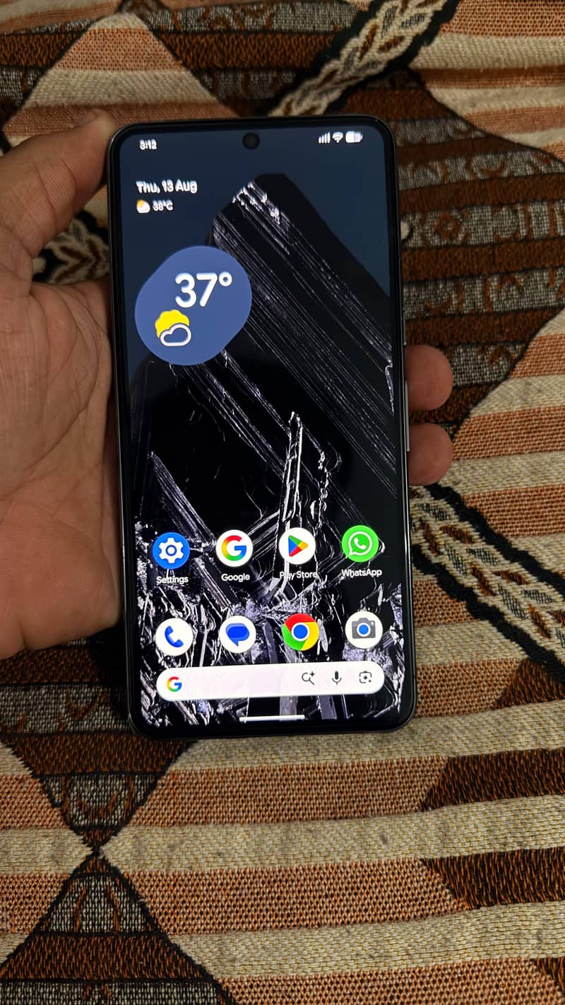 Google Pixel 8 Pro 2