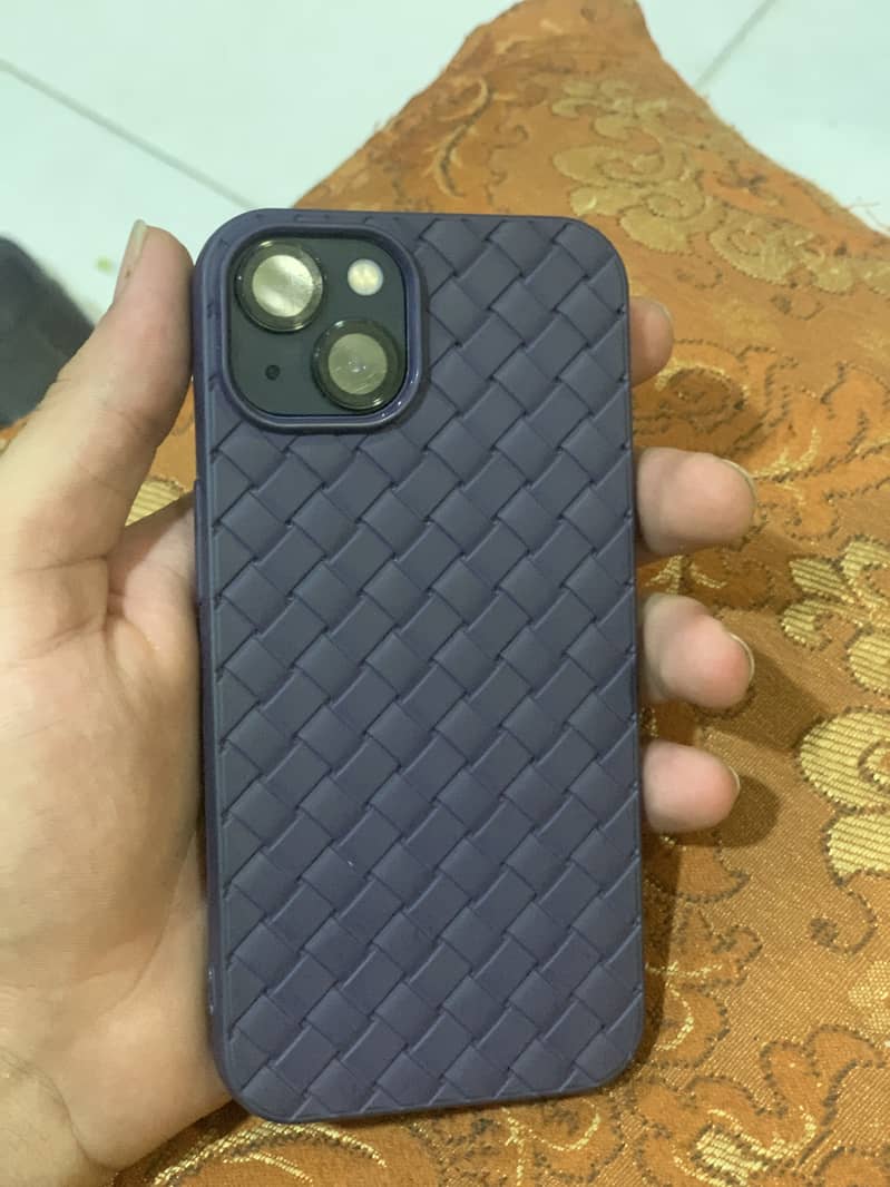 Apple iPhone 13 1