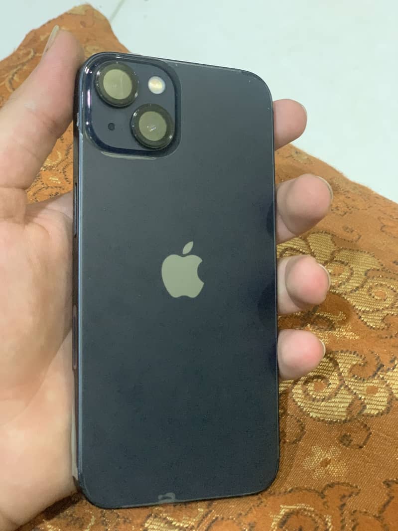 Apple iPhone 13 2
