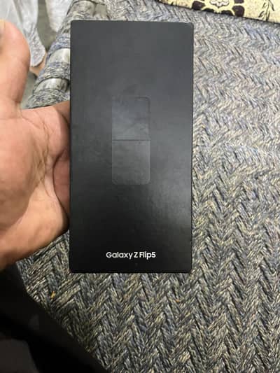 Samsung Mobile Z Flip 5