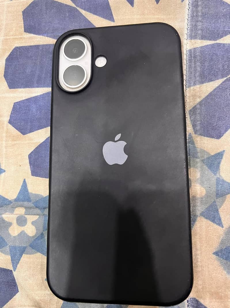 Apple iPhone 16 Plus 1