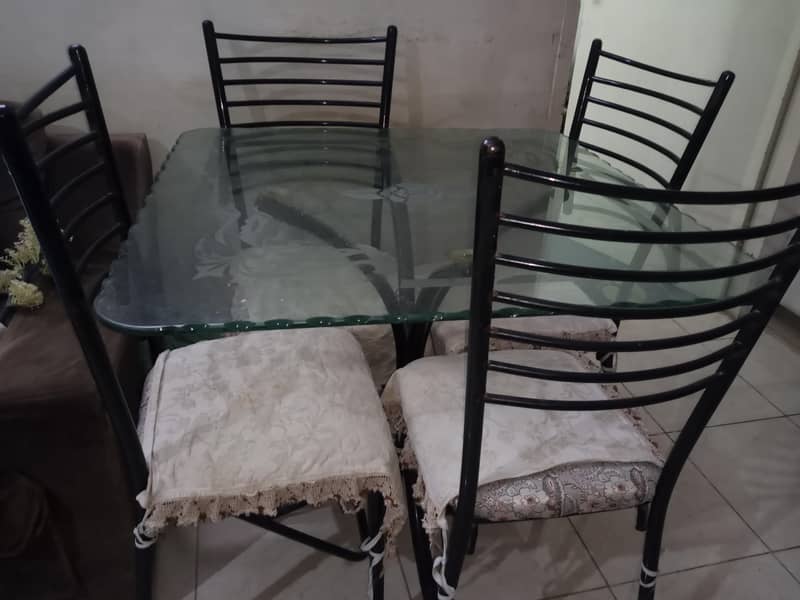 Iron dining table 0