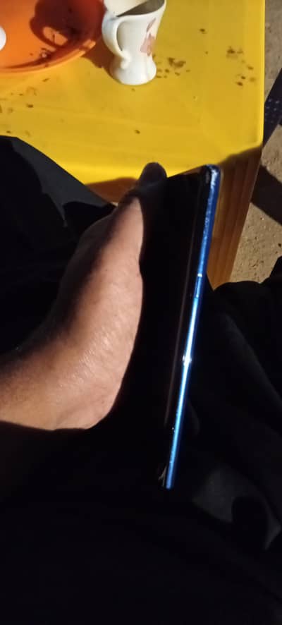 Samsung Mobile Note 8 penal gaya howa h
