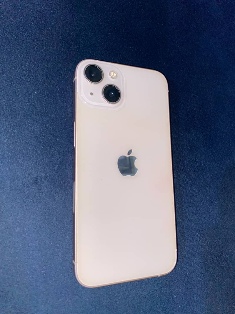 Apple iPhone 13 0