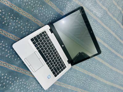 HP 840 G3 TOUCH SCREEN