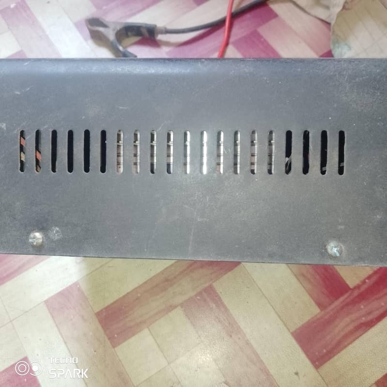 بیٹری چارجر 5