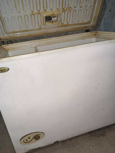 Waves CoolBank AC/DC Inverter Deep Freezer (Solar Supported)