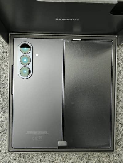 Samsung Galaxy Z Fold 7 12GB Ram 256GB Rom Non PTA Factory Unlocked