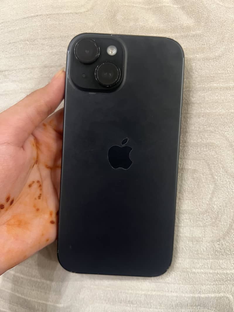 Apple iPhone 15 2