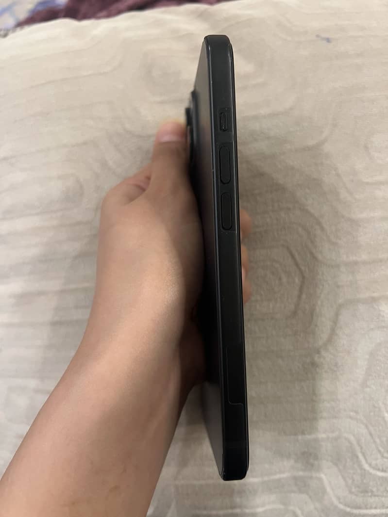 Apple iPhone 15 3