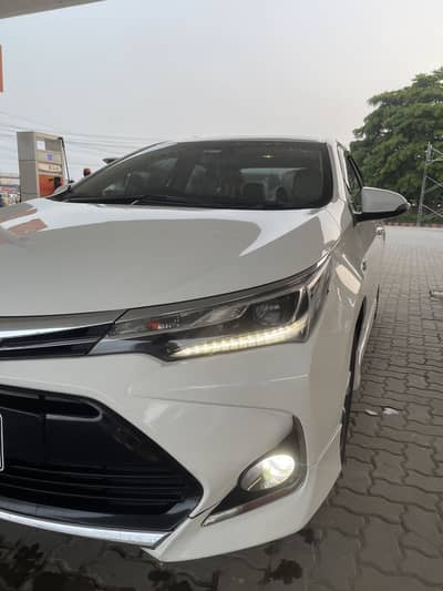 Toyota Grande 2018 urgent sale very clean car 03046154215 cal
