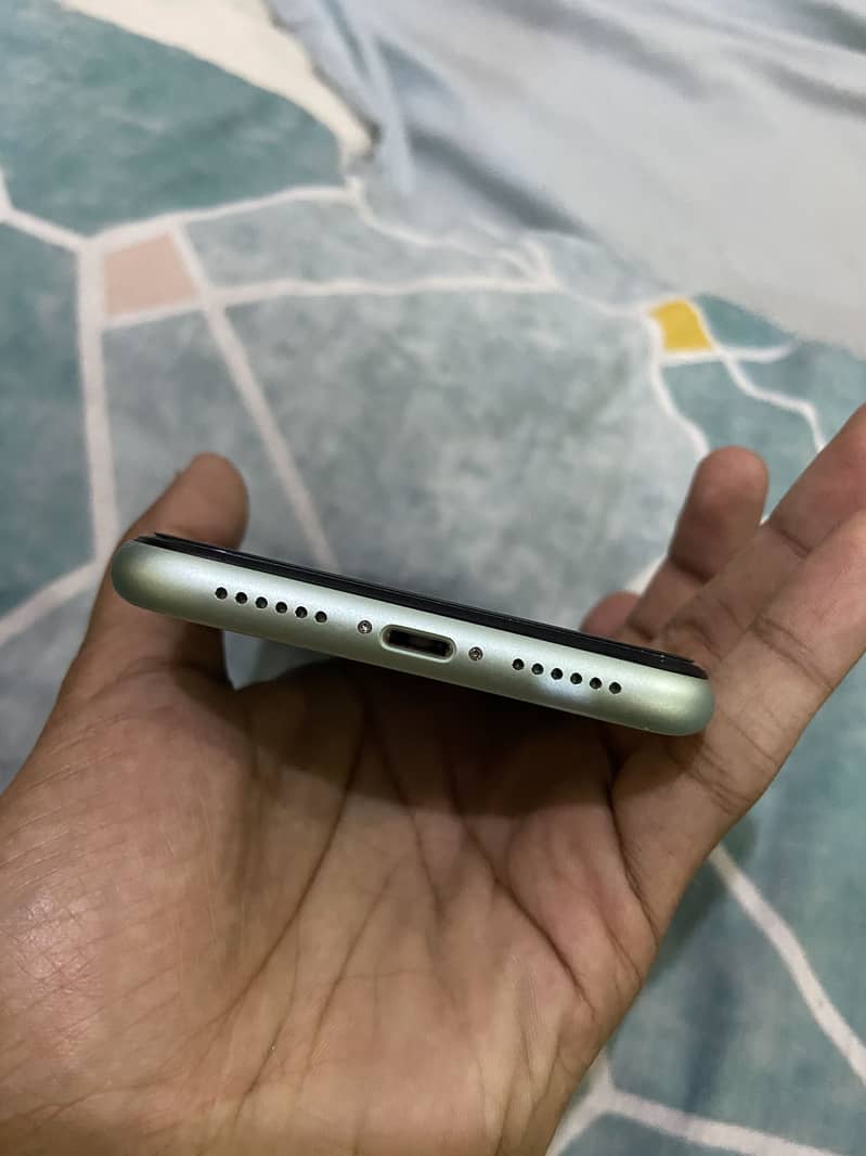 Apple iPhone 11 1