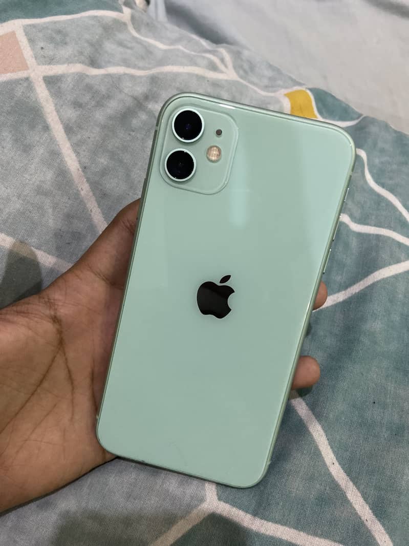 Apple iPhone 11 3