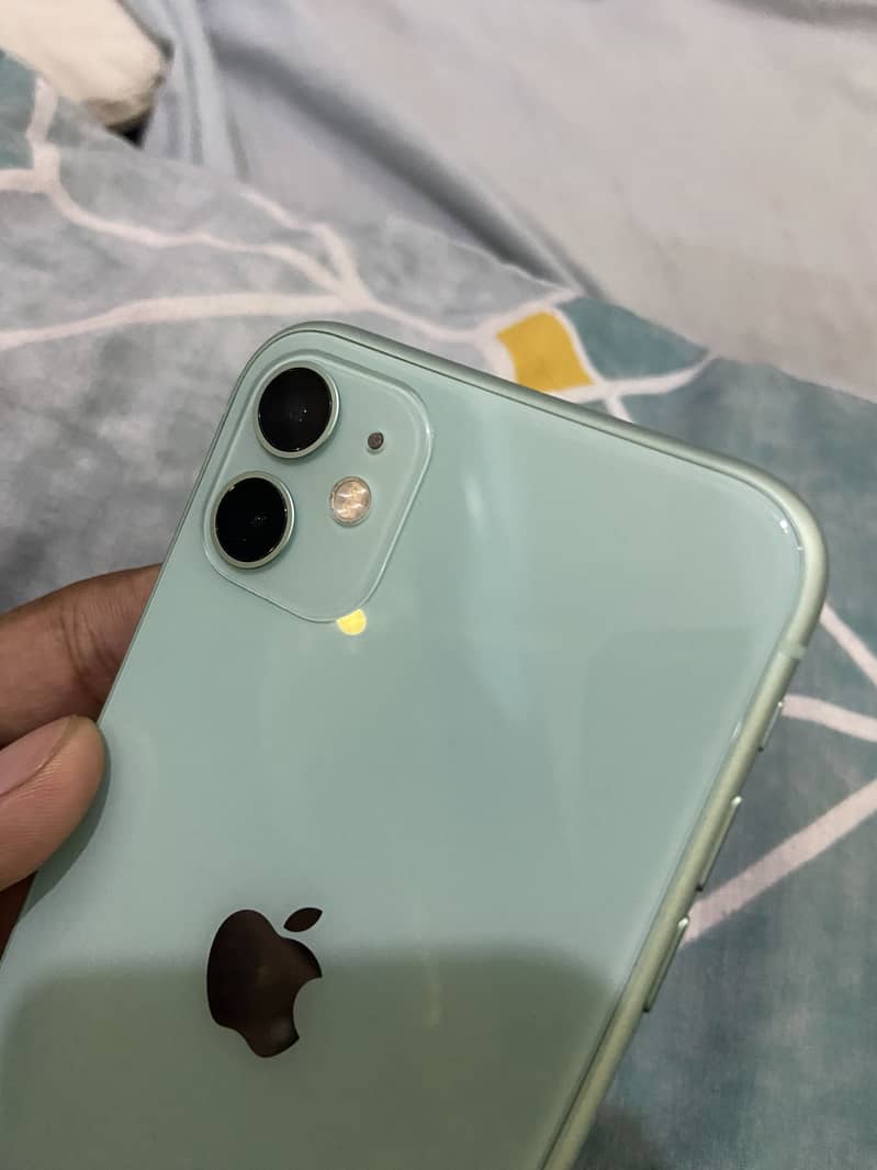 Apple iPhone 11 5