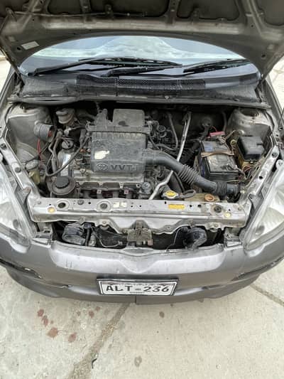 Toyota Vitz 2003