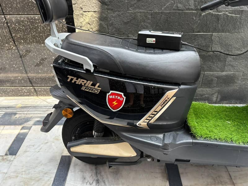 metro e vehicle thrill pro 6