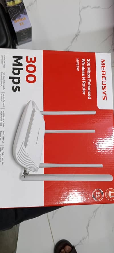 Mercusys Wi-Fi Extender — 1 Month Used, 10/10 Condition