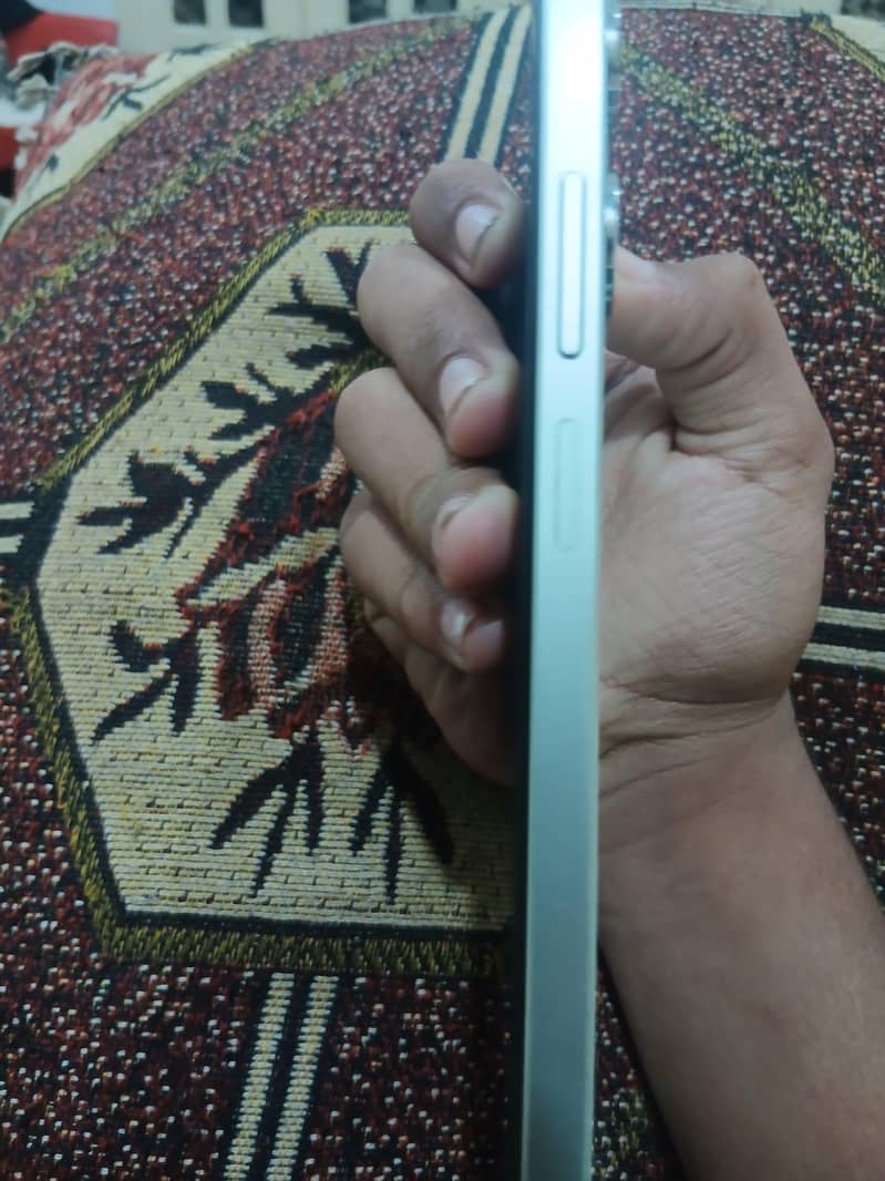 Realme Note 60x 3