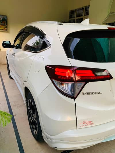 Honda Vezel 2014 z package