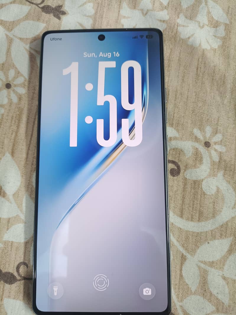 Tecno CAMON 40 1