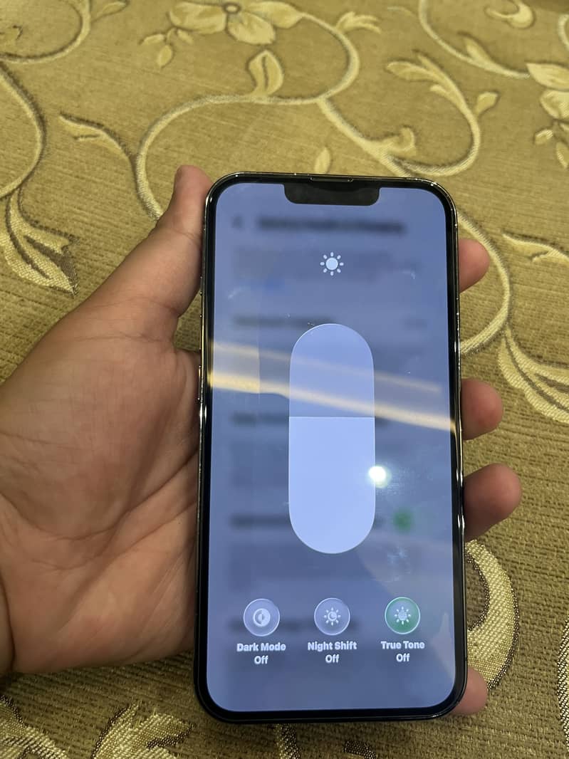 Apple iPhone 13 Pro 4