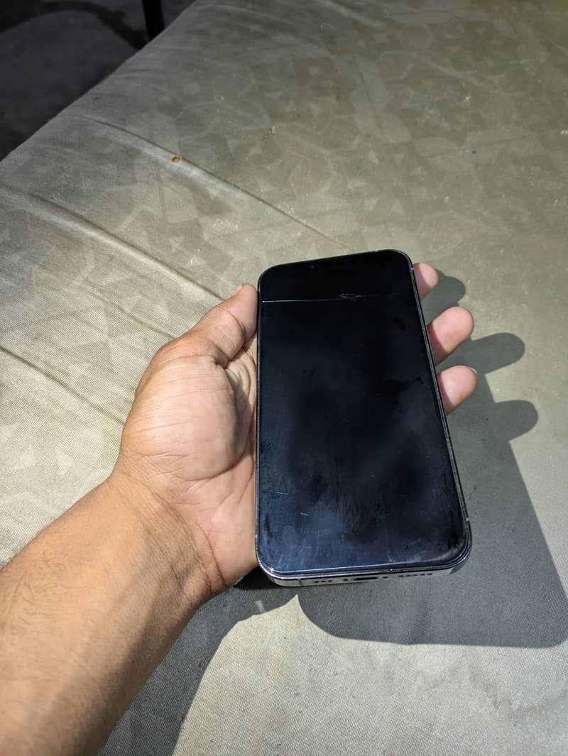 Apple iPhone 13 Pro 1