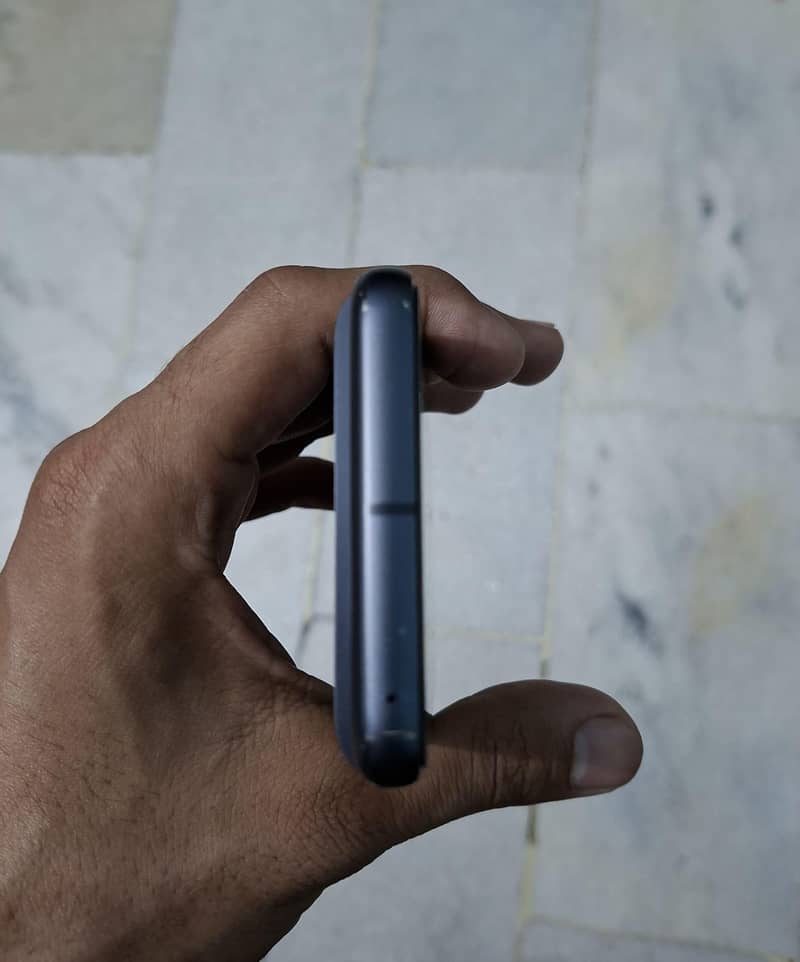 Google Pixel 8 14