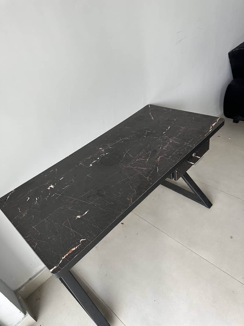 Office Table & chairs 1