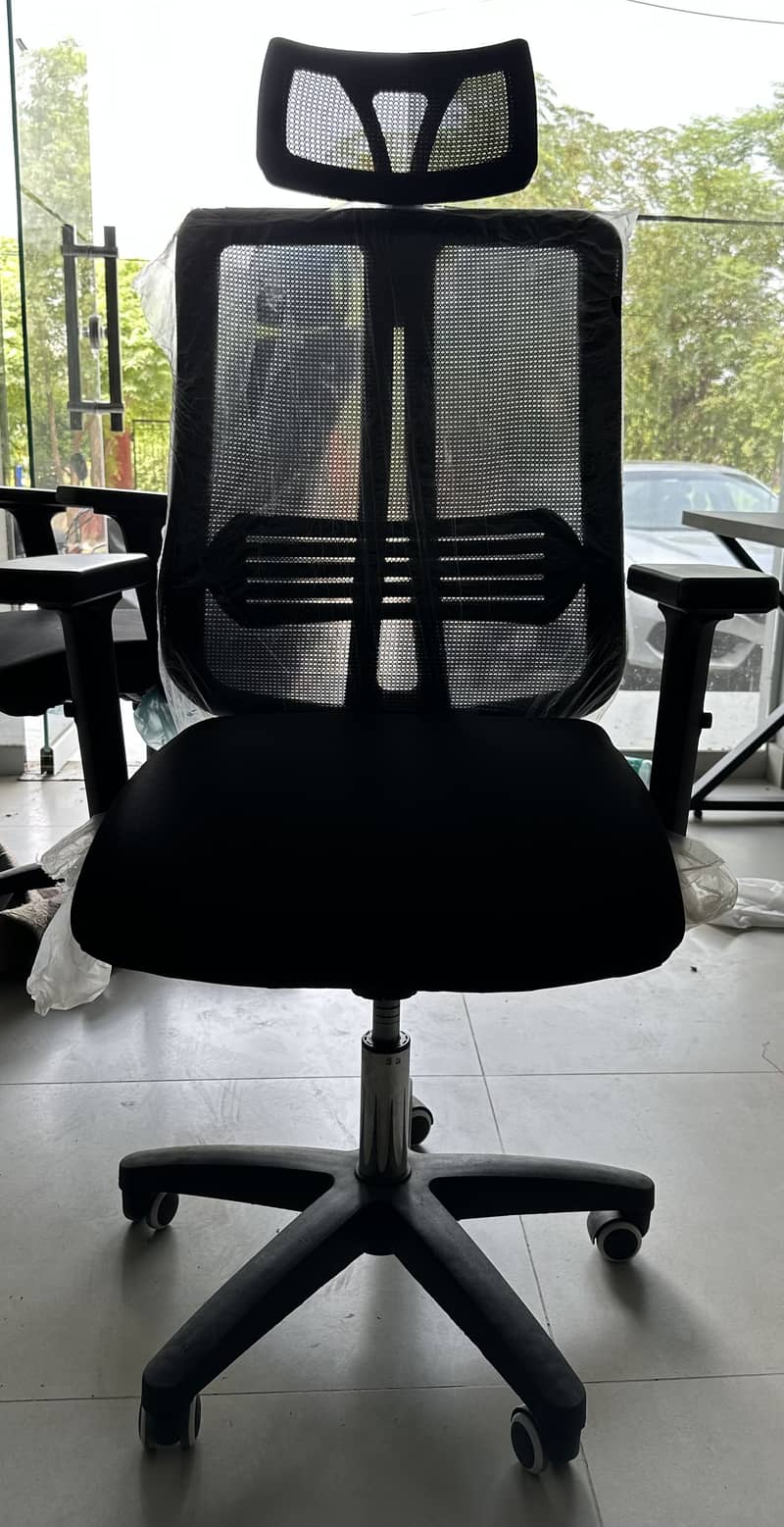 Office Table & chairs 2