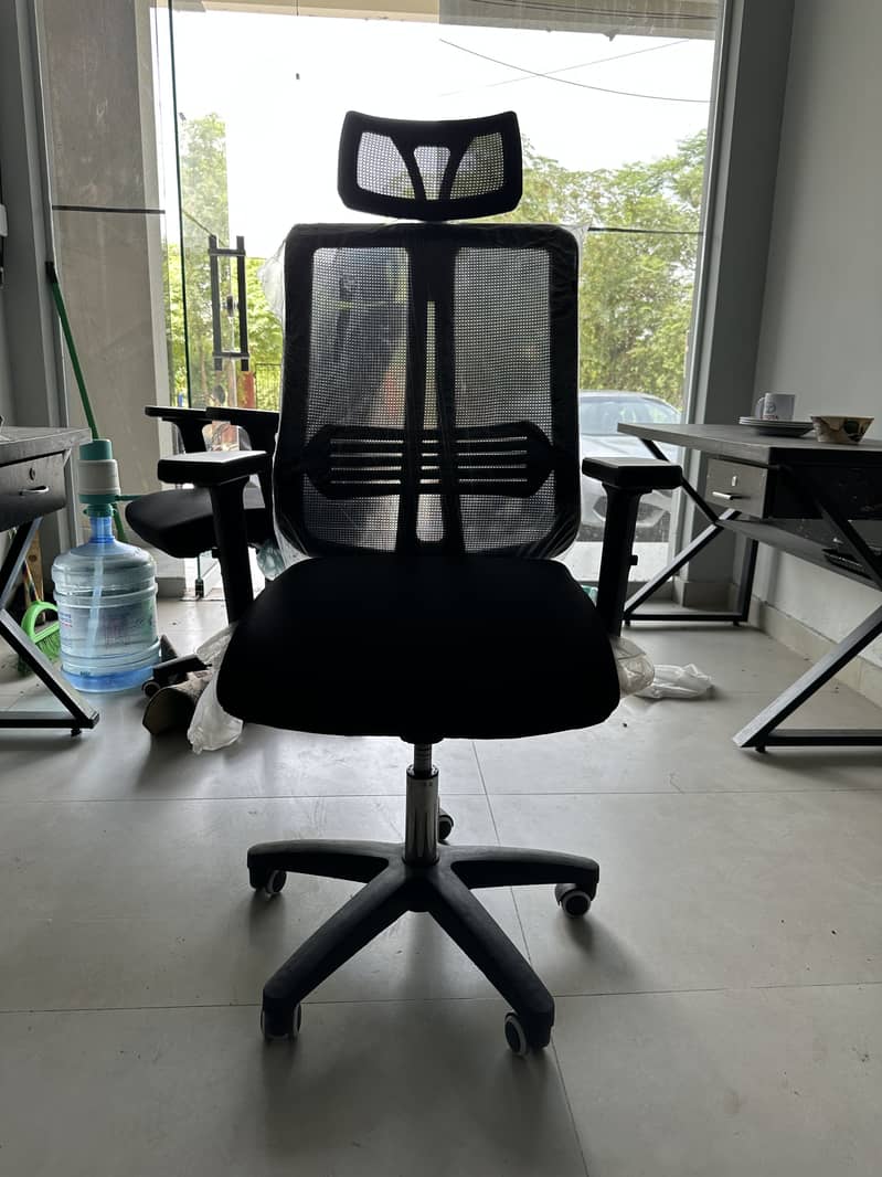 Office Table & chairs 3