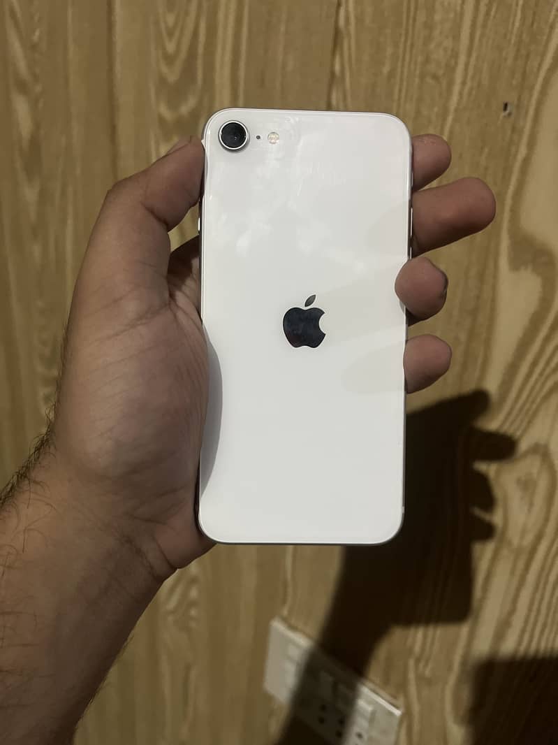 Apple iPhone SE 0