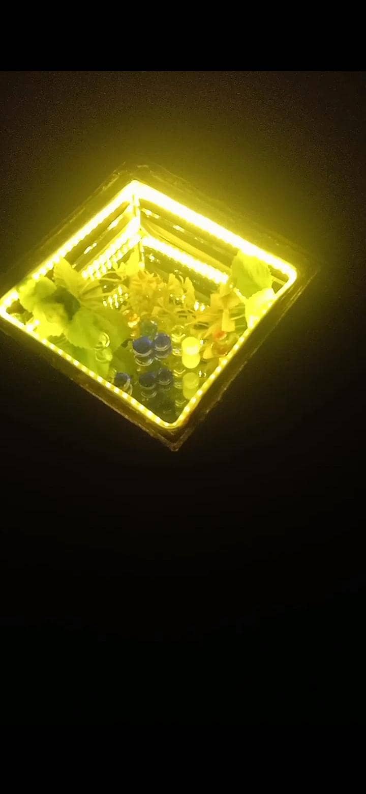 Infinity light Table 1